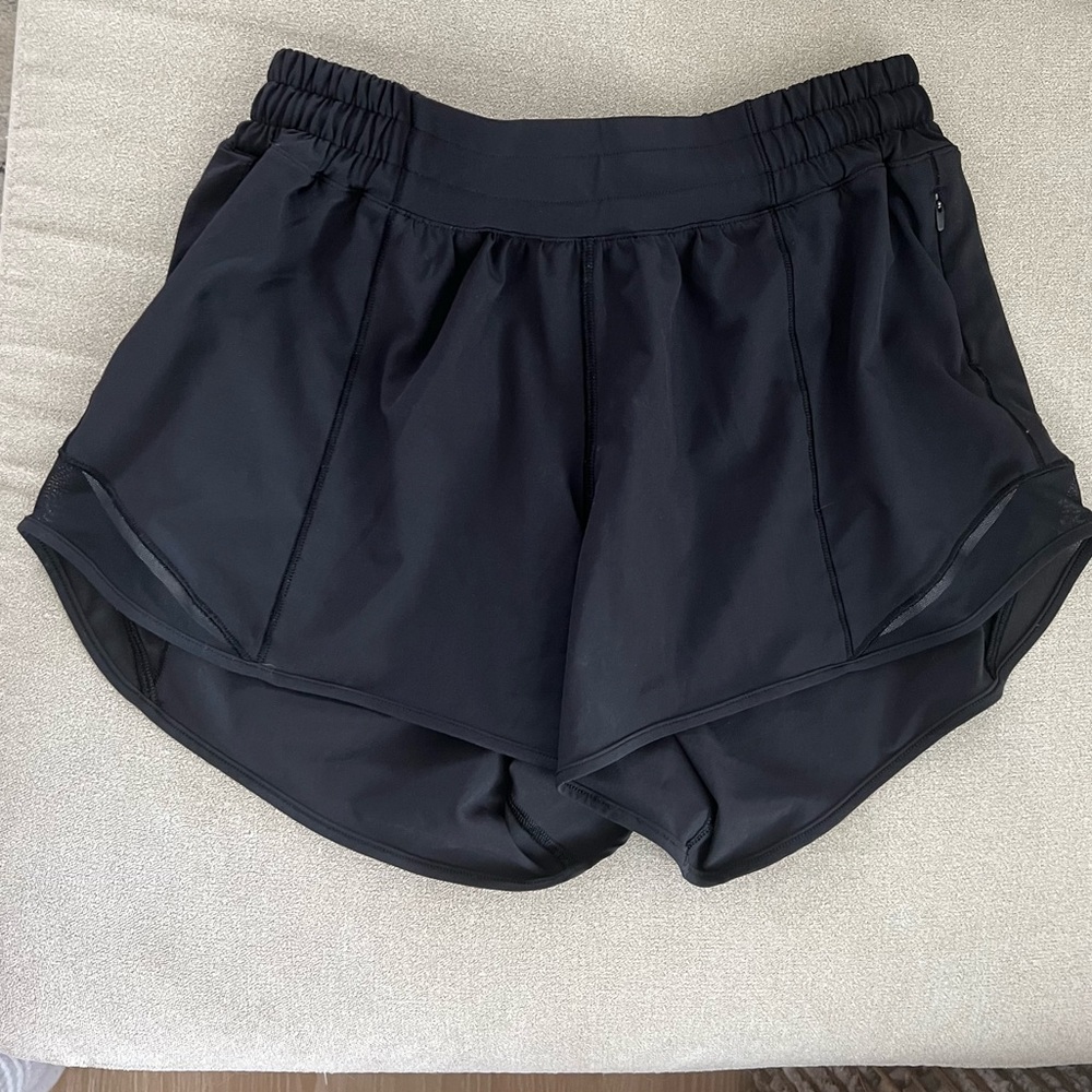 Lululemon Hotty hot shorts (Tall)